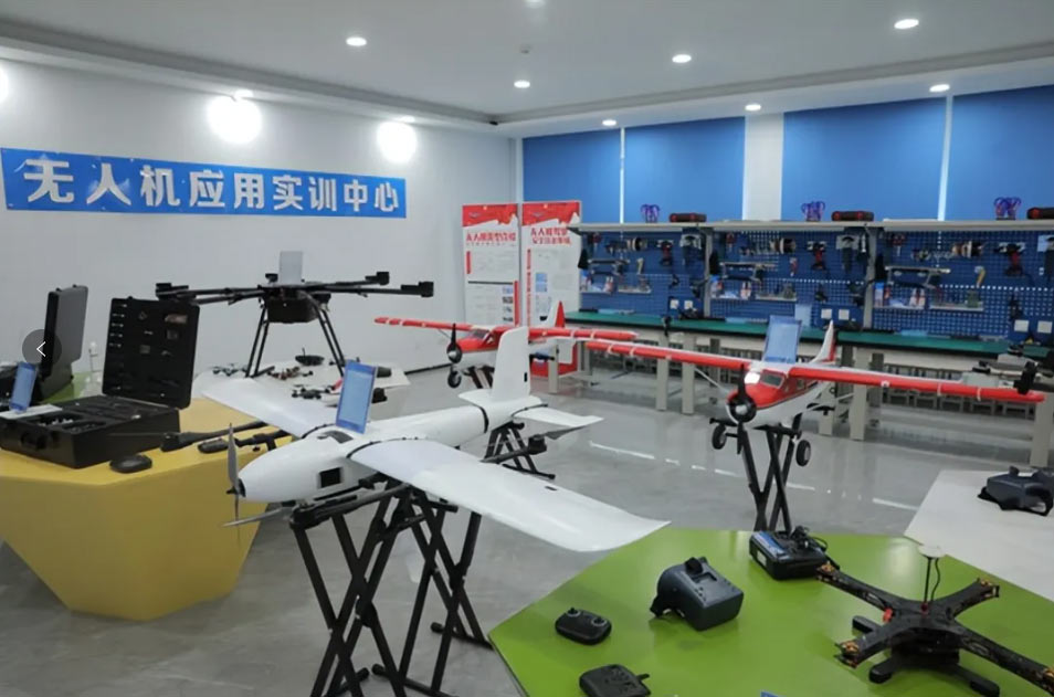 AX@o˙C\IϸCͿս(jng)(j){աУ@l(f)܇